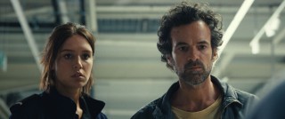 Adèle Exarchopoulos en Romain Duris in Le règne animal