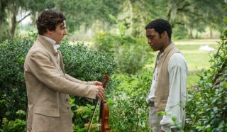 Benedict Cumberbatch en Chiwetel Ejiofor in 12 Years a Slave