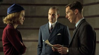 Keira Knightley, Mark Strong en Benedict Cumberbatch in The Imitation Game