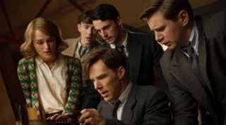 Keira Knightley, Matthew Beard, Matthew Goode, Benedict Cumberbatch en Allen Leech in The Imitation Game