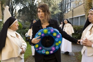 Carice van Houten in De Gelukkige Huisvrouw