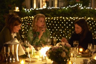 Chiara Mastroianni, Catherine Deneuve en Charlotte Gainsbourg in 3 coeurs