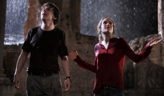 Jesse Eisenberg en Elliot Page in To Rome with Love