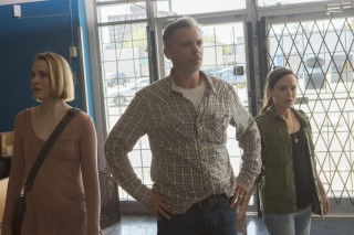 Evan Rachel Wood, Callum Keith Rennie en Elliot Page in Into the Forest