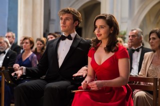 Sam Claflin en Emilia Clarke in Me Before You