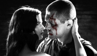 Eva Green en Josh Brolin in Sin City: A Dame to Kill For