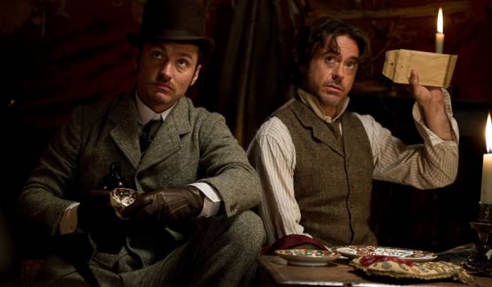 Jude Law (Dr. John Watson) en Robert Downey Jr. (Sherlock Holmes)