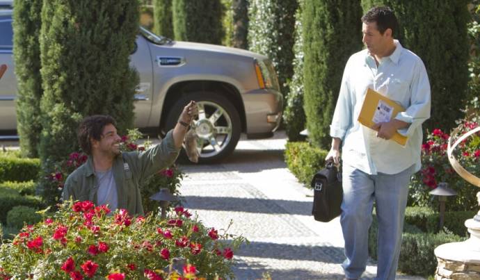 Eugenio Derbez (Felipe / Felipe's Grandma) en Adam Sandler (Jack Sadelstein / Jill Sadelstein)