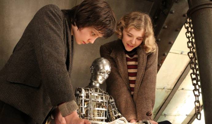 Asa Butterfield (Hugo Cabret) en Chloë Grace Moretz (Isabelle)