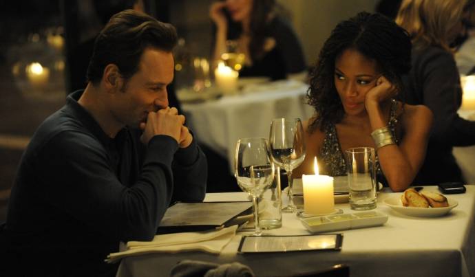 Michael Fassbender (Brandon) en Nicole Beharie (Marianne)