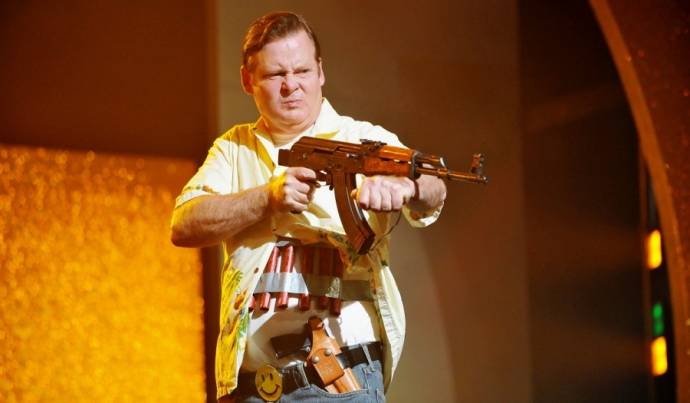 Joel Murray (Frank)