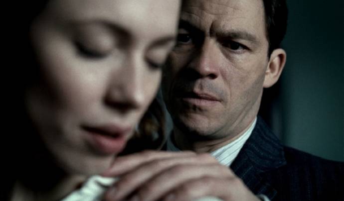 Rebecca Hall (Florence Cathcart) en Dominic West (Robert Mallory)