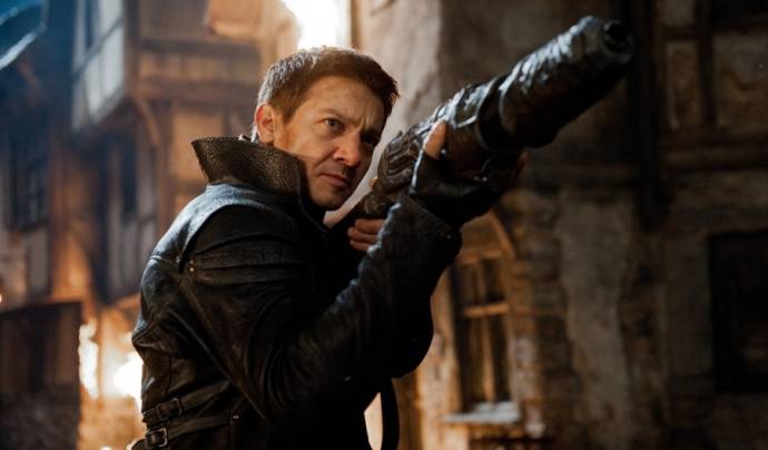 Jeremy Renner (Hansel)