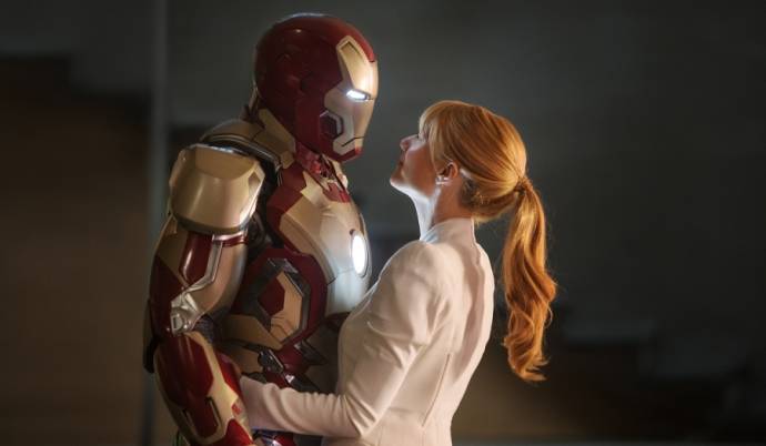 Robert Downey Jr. (Tony Stark / Iron Man) en Gwyneth Paltrow (Pepper Potts)