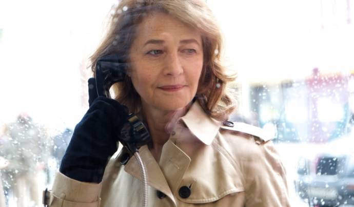 Charlotte Rampling (Anna Welles)