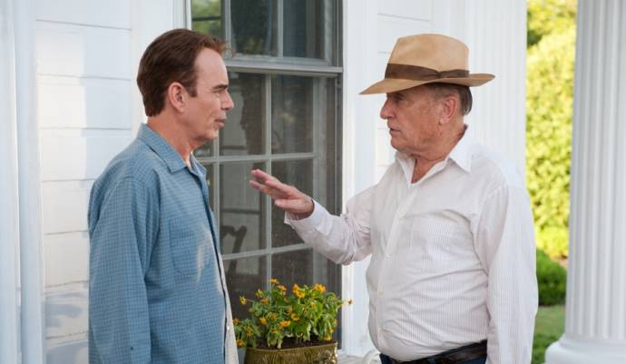 Billy Bob Thornton (Skip Caldwell) en Robert Duvall (Jim Caldwell)