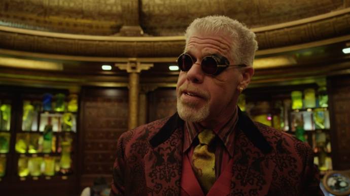 Ron Perlman (Hannibal Chow)