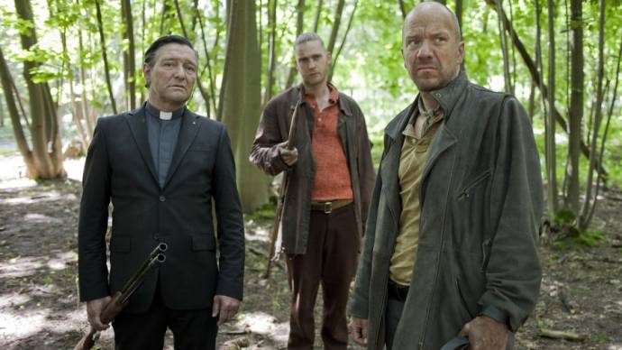 Pierre Bokma (Priest), Reinout Scholten van Aschat (Man #2) en Jeroen Perceval (Richard)