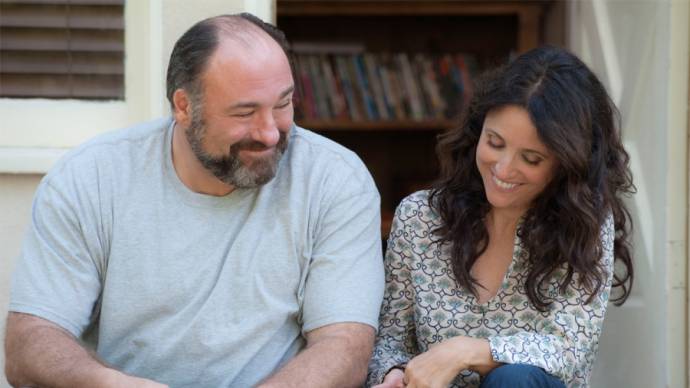 James Gandolfini (Albert) en Julia Louis-Dreyfus (Eva)