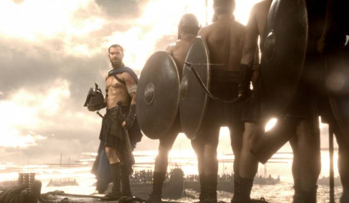 Sullivan Stapleton (Themistocles)