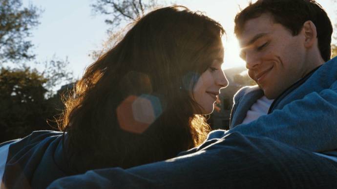 Lily Collins (Rosie Dunne) en Sam Claflin (Alex Stewart)