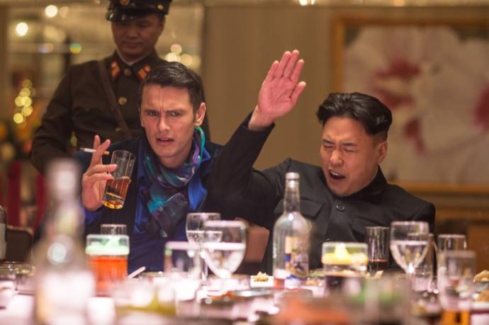 James Franco (David Skylark) en Randall Park (Kim Jung Un)