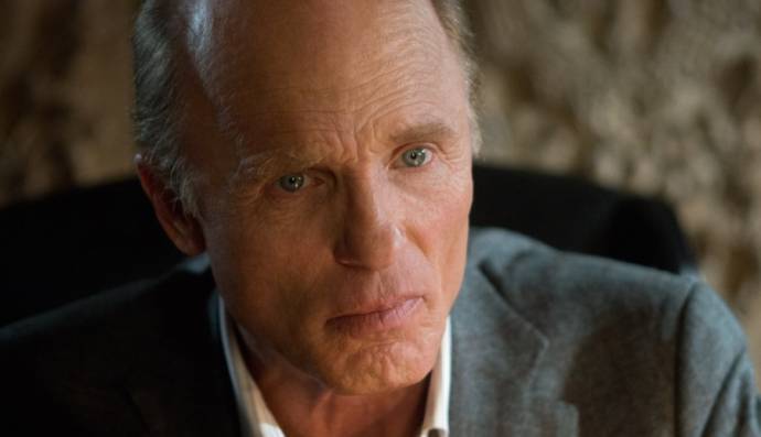 Ed Harris (Shawn Maguire)