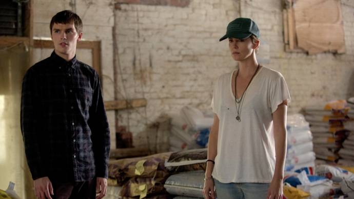 Nicholas Hoult (Lyle) en Charlize Theron (Libby Day)