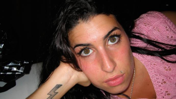 Amy Winehouse (Zichzelf (archive footage))