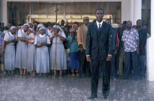 Don Cheadle in Hotel Rwanda