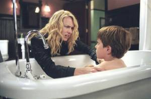 Rachel Keller (Naomi Watts) en haar zoon Aidan (David Dorfman).