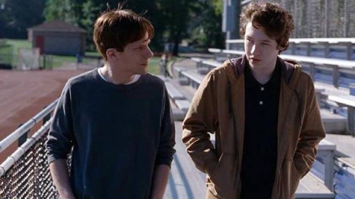 Jesse Eisenberg (Jonah) en Devin Druid (Conrad Reed)