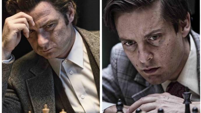 Liev Schreiber (Boris Spassky) en Tobey Maguire (Bobby Fischer)