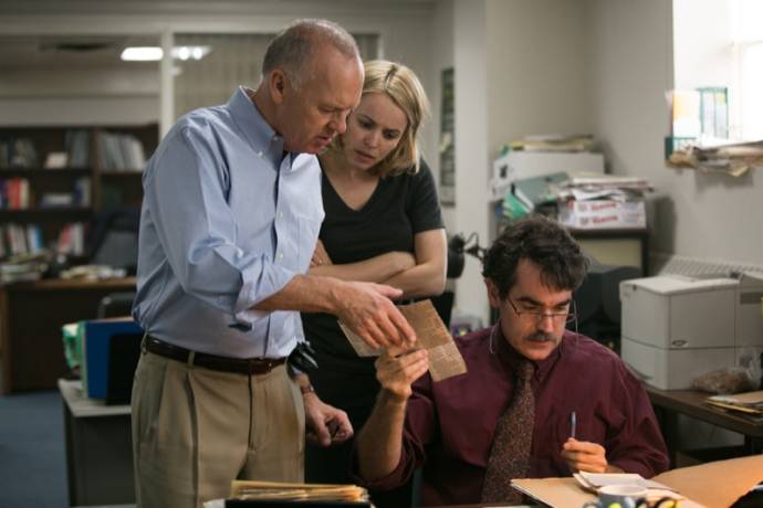 Michael Keaton (Walter 'Robby' Robinson), Rachel McAdams (Sacha Pfeiffer) en Brian d'Arcy James (Matty Carroll)