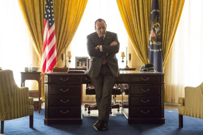 Kevin Spacey (Richard Nixon)