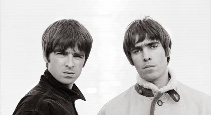 Liam Gallagher (Zichzelf) en Noel Gallagher (Zichzelf)