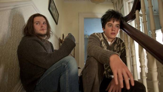 Jack Reynor (Brendan) en Ferdia Walsh-Peelo (Conor)