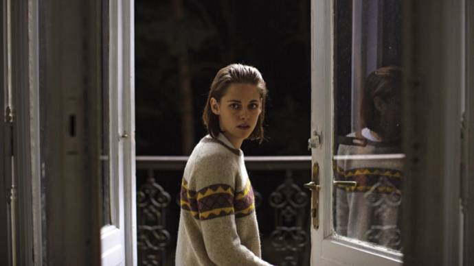 Kristen Stewart (Maureen)