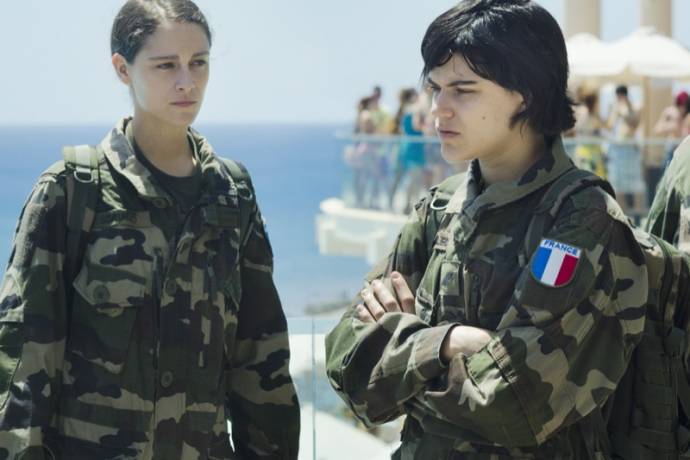 Soko (Marine) en Ariane Labed (Aurore)