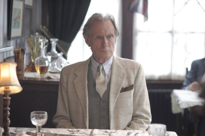 Bill Nighy (Ambrose Hilliard / Uncle Frank)