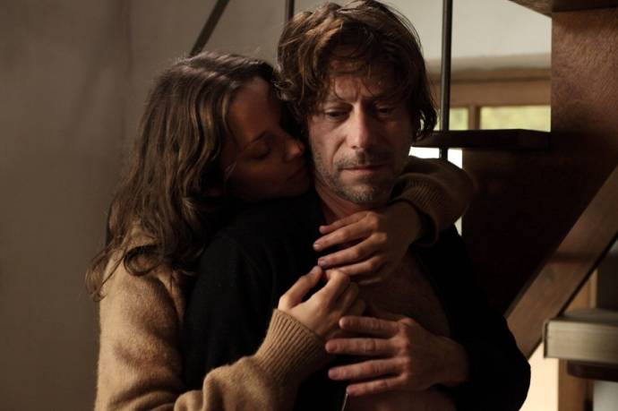 Marion Cotillard (Carlotta) en Mathieu Amalric (Ismael Vuillard)