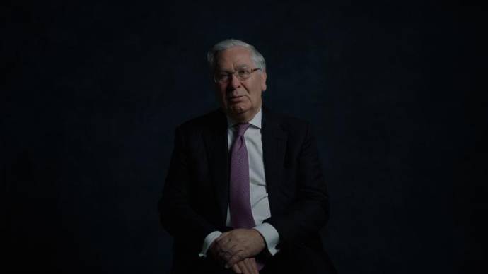 Mervyn King (Zichzelf)