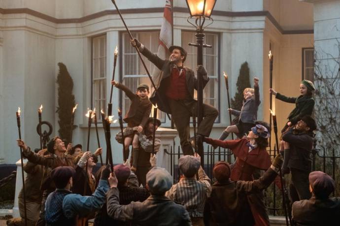 Lin-Manuel Miranda (Jack), Emily Blunt (Mary Poppins), Pixie Davies (Anabel Banks), Nathanael Saleh (John Banks) en Joel Dawson (Georgie Banks)