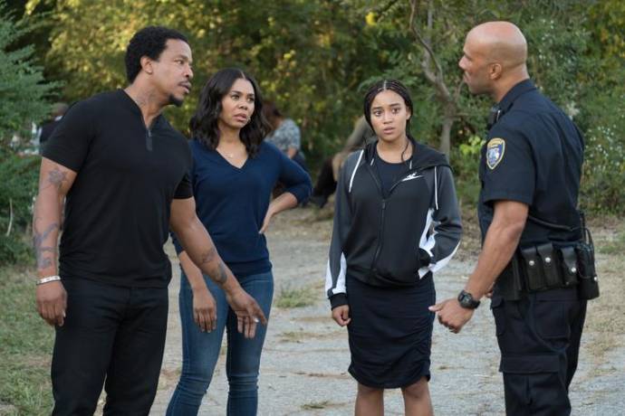 Russell Hornsby (Maverick 'Mav' Carter), Regina Hall (I) (Lisa Carter), Amandla Stenberg (Starr Carter) en Common (Carlos)