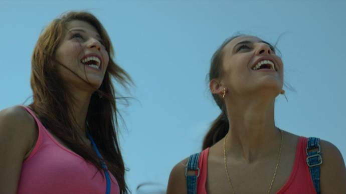 Rosy Rodríguez (Carmen) en Zaira Romero (Lola)