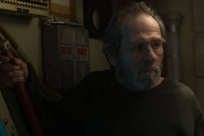 Tommy Lee Jones (Clifford McBride)