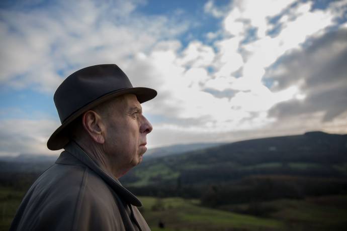 Timothy Spall (L S Lowry) in Mrs Lowry and Son