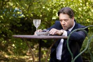 Russell Crowe (Max Skinner)