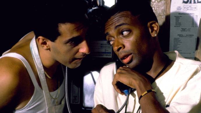 John Turturro (Pino) en Spike Lee (Mookie)