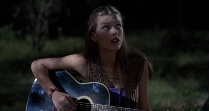 Milla Jovovich (Michelle) in Dazed and Confused